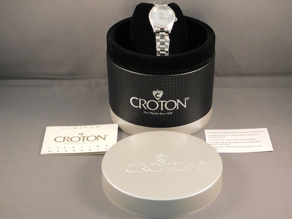 Croton 10ATM Diamond Ladies Watch - image 7