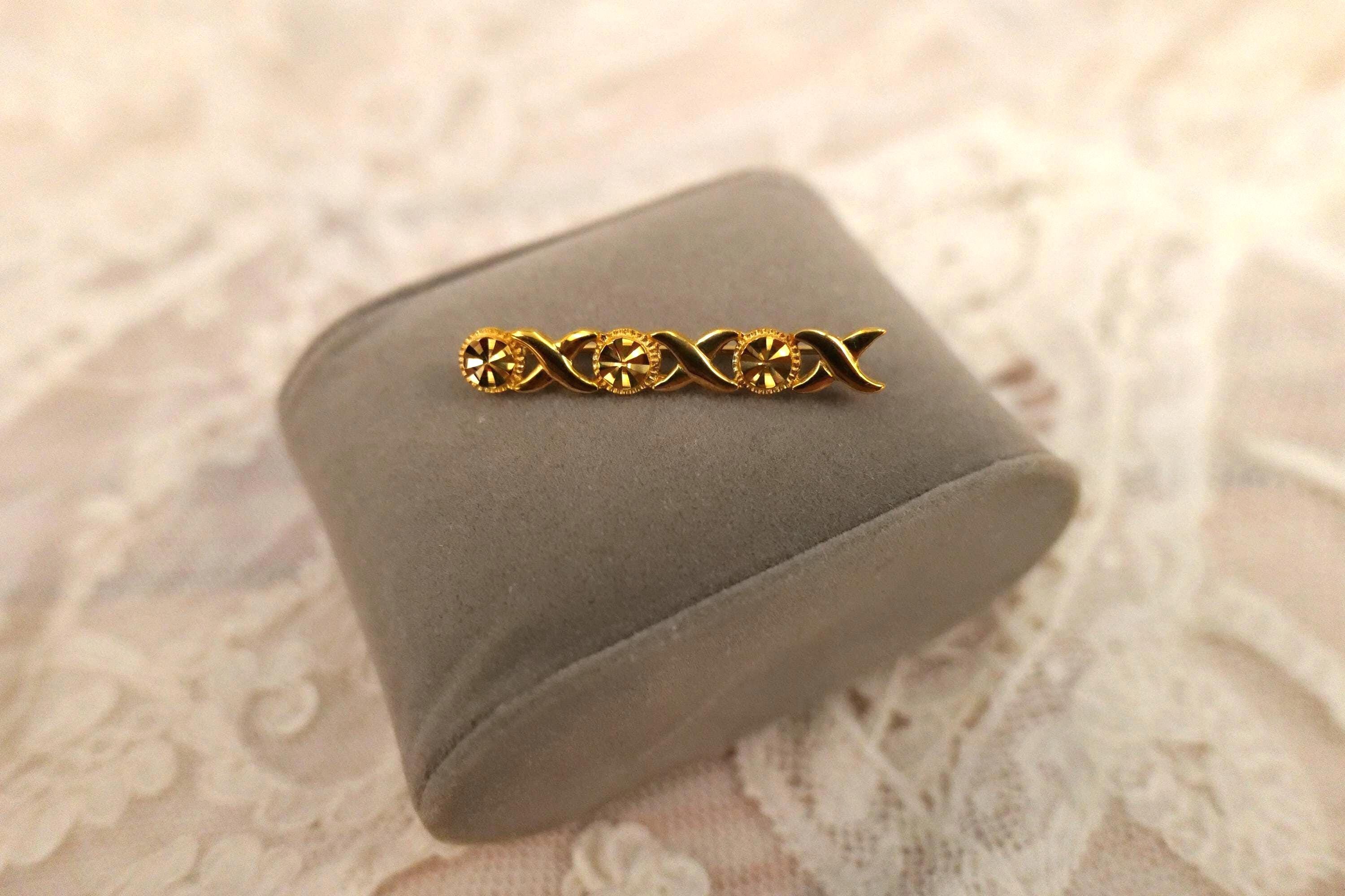 14K Yellow Gold XOXO Pin - Etsy Canada