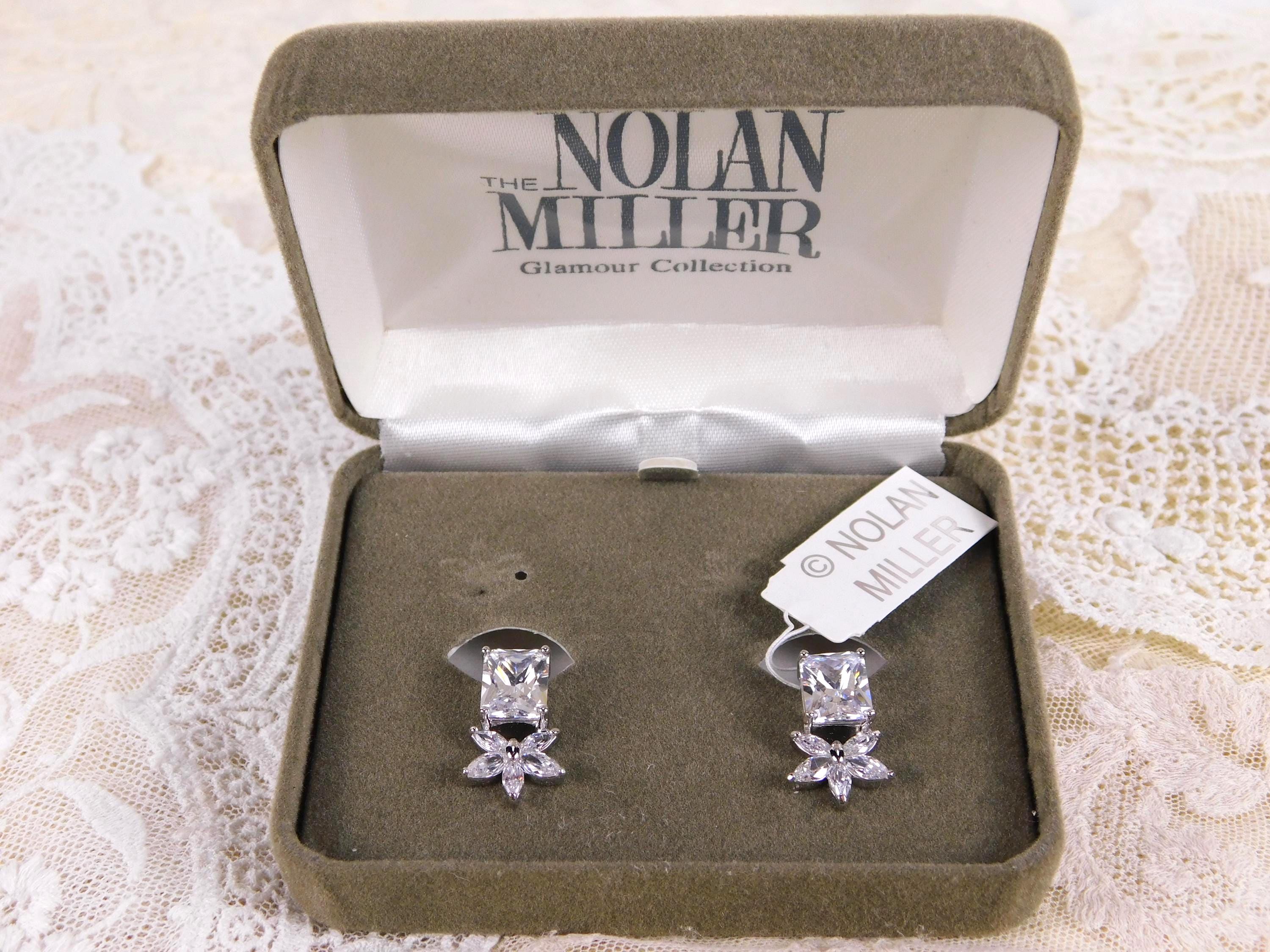 Broche Noeud Strass Nolan Miller - Cristal Et Zircone - Argenté - Boîte D'origine