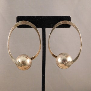 Vintage Sterling Silver Modern Style Earrings