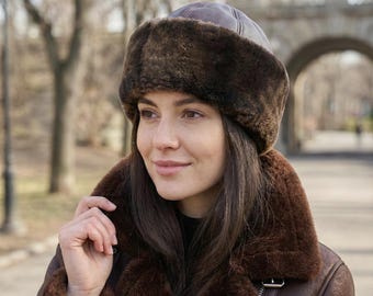 Bonnet d'hiver en peau de mouton retournée pour femme, bonnet en peau de mouton retournée unisexe