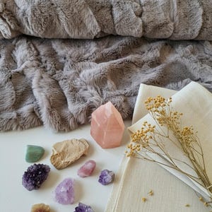 Genuine Rabbit Fur Rug-Soft Luxurious Natural Fur for Home Decor,Chair or Bed–Unique Gift,Single Pelt