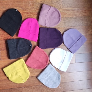 Knit Beanie Hat,Warm Winter Hat for Men and Women,Soft and Stretchy Unisex acrylic Beanie, Perfect Gift for Cold Weather