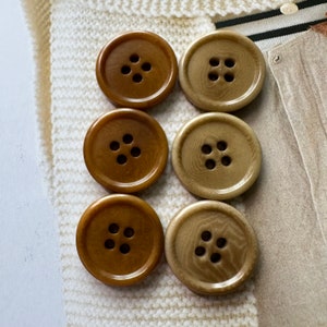 100 Pcs 15/20mm 4 Hole Black Corozo Buttons for Shirt Skirt Suit Coat Suit Dress Sweater Uniform Vest Buttons Natural Buttons