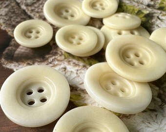 100 Pcs 15/20mm 4 Hole Cream Corozo Buttons for Shirt Skirt Suit Coat Suit Dress Sweater Uniform Vest Buttons Natural Buttons