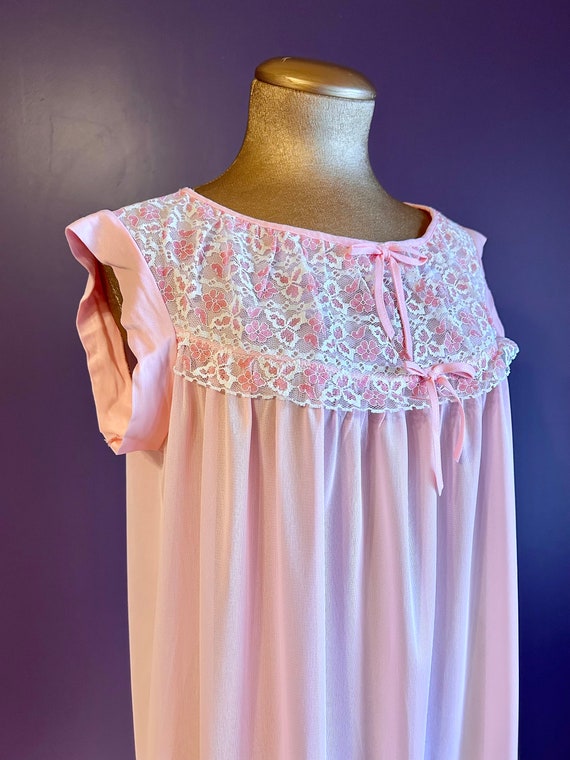 Vintage 70s Pink Lace Slip / Nightgown - image 5