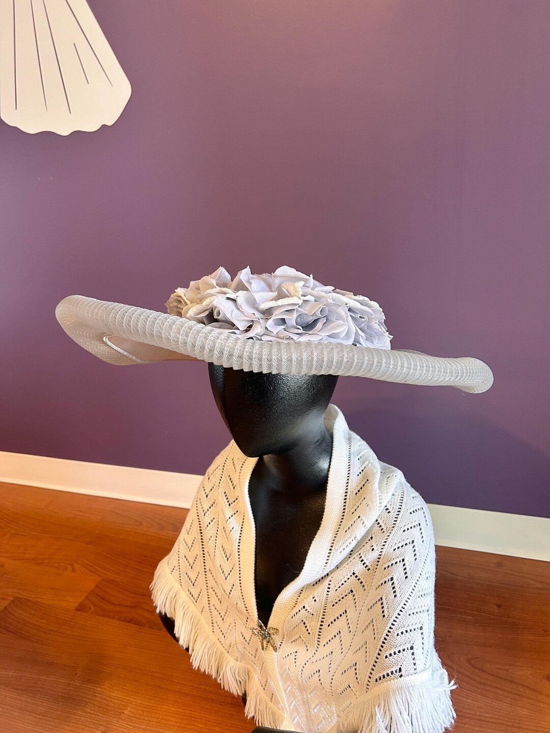 Vintage Stunning Light Gray Floral Derby Hat - Etsy display picture 3
