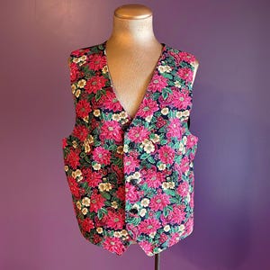 Vintage 90s Cute Handmade Floral Patterned Vest