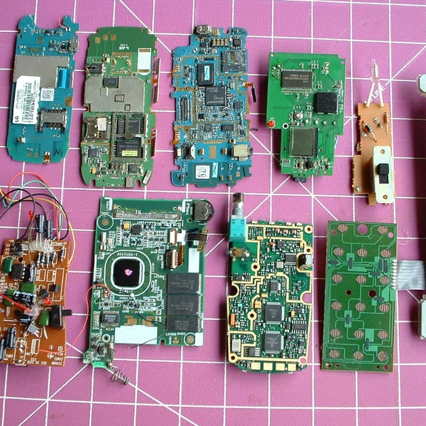 10 Circuit Boards w/ Electrical Parts Components PCB Salvaged Reclaimed Altered Art Assemblage Robot Making Supplies DIY Junk Drawer Lot 23