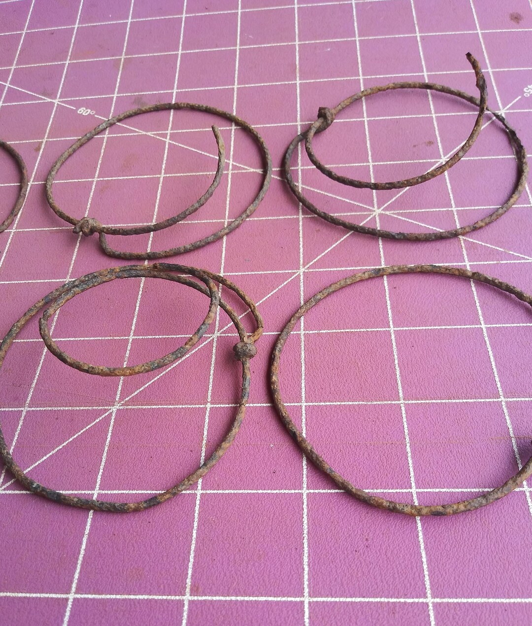 8 Rusty Broken Bed Springs Metal Rings Altered Art Supplies Steampunk ...