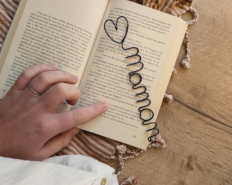 Marque page personnalisé avec prénom en fil de fer, décoration de livre en forme de cœur, idée cadeau pour fête des mamies, mamans