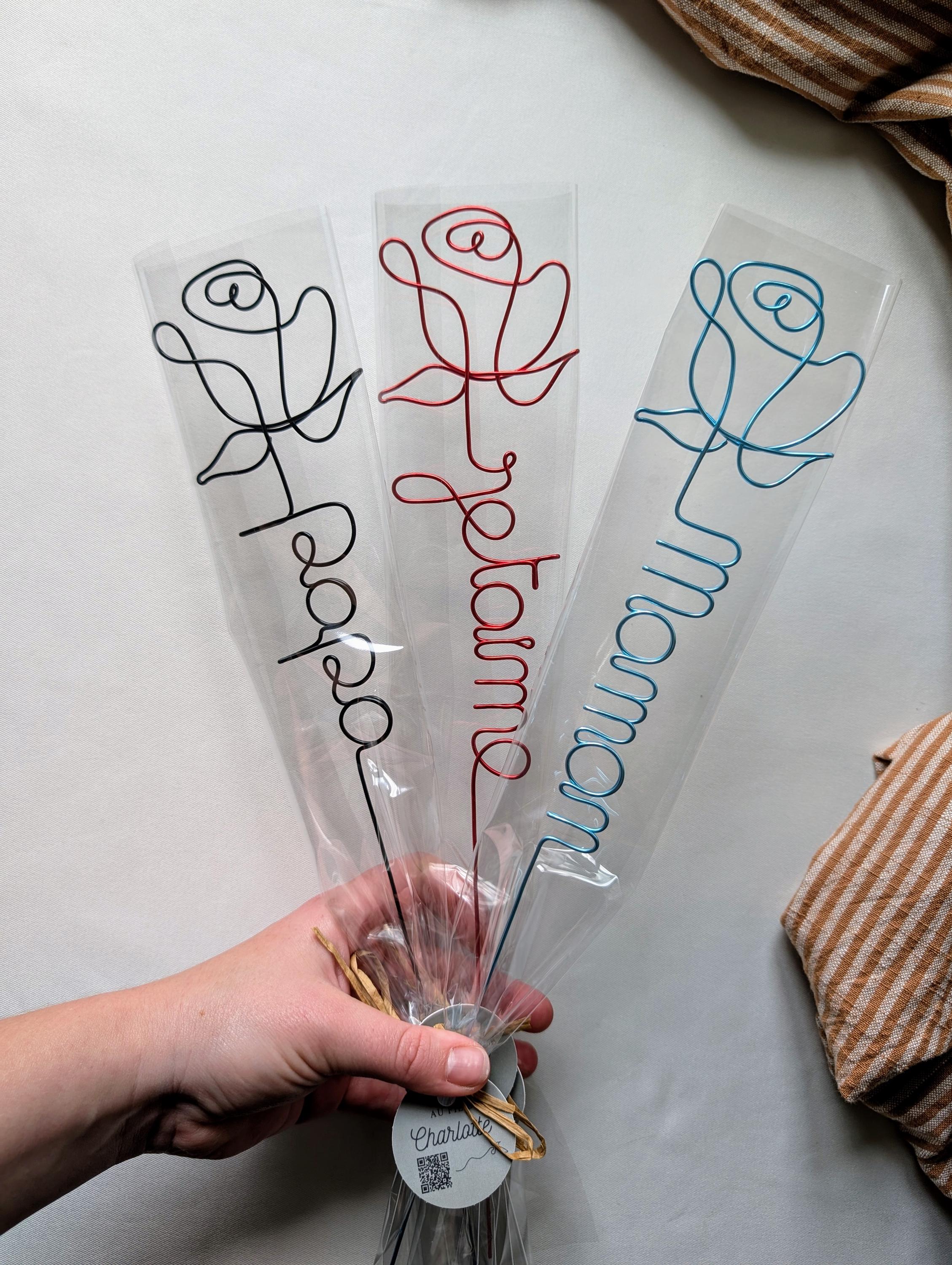 Personalized wire rose Mother's Day Mom Grandma Teacher Master Nanny Atsem