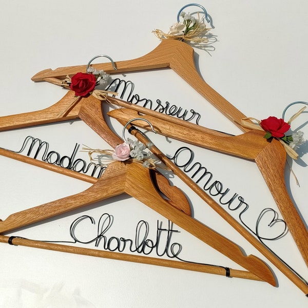 Cintre bois mariage personnalisé Madame Monsieur Témoin Amour Prénom Cadeau mariés