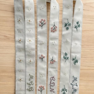 Custom Name & Date Hand Embroidered Floral Bridal Bouquet Ribbon Wrap for Flowers/Decor, Personalized Boho Wedding Bouquet Ribbon
