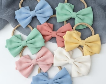 Custom Linen Hair Bow Headband for Baby Girl, Flowers Linen Hair Bow Tie, Fabric Hair Bow, Handmade Accessories Gift, Hand Embroidered Bow