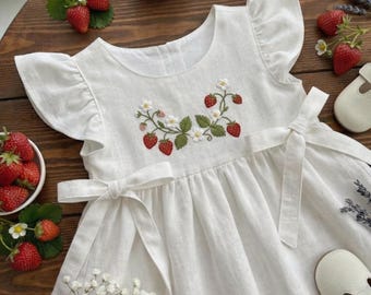 Personalized Strawberry Linen Dress for Girls, Hand Embroidered Berry Birthday Dress, Toddler Cottagecore Outfit, Baby Girl Dress Gift