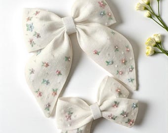 Pinza para el cabello con lazo bordado a mano con flores vintage, lazo floral para el cabello, lazo de lino hecho a mano, lazo de tela para el cabello, regalo de accesorios para el cabello