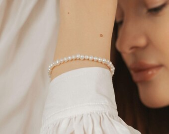 Pearl bracelets, pearl bracelet women, bracelet with pearls, pearl jewelry, bridal jewelry