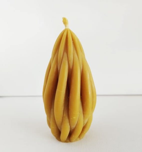 Candle Slovenija (Slovenia). 100% natural beeswax. Made in Slovenia