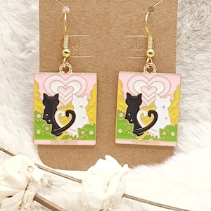 Cat Dangle Earrings: Kitty Lovers Drop Earrings