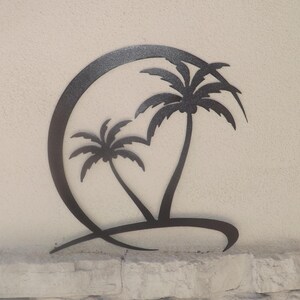 Palm Trees with Swirl decor