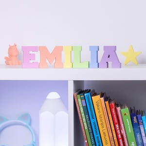Letras de nombre 3D personalizadas: letras de pie personalizadas para habitación de niños, decoración de guardería, regalo de cumpleaños, colores del arcoíris pastel