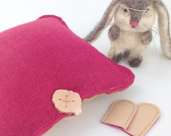 Large Pink Burlap Needle Felting Mat with Leather Finger Protectors - Hessian Crafting Kit