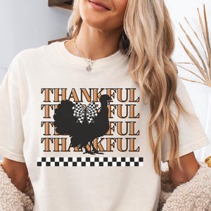 Fall Vibes T-Shirt, Autumn Graphic Tee, Pumpkin Spice Shirt, Cozy Fall Outfit, Thanksgiving Shirt, Cute Autumn Aesthetic Tee, Comfort Colors