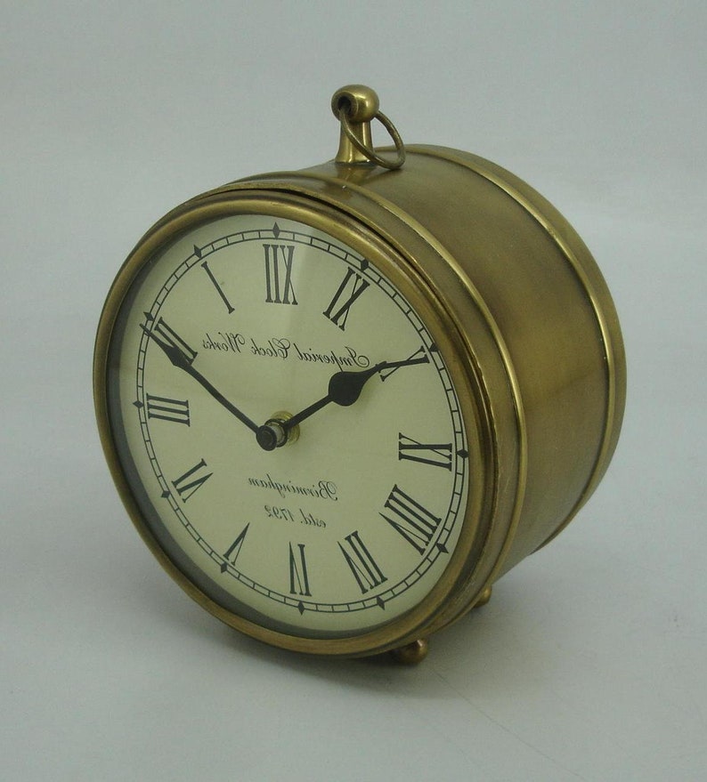 Timeless Elegance Exquisite Vintage Brass Table Clocks for Timekeeping