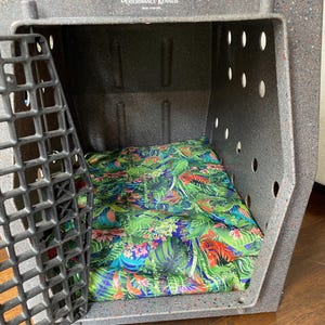Hawaiian Green Orange Print | Waterproof Mat for RuffLand Kennels Crates