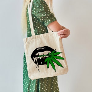 25 Weed SVG Bundle Cannabis Illustrationen Marihuana Design Pot Blatt Grafiken Stoner Kunstwerk Ganja Sammlung Kräuterelemente Unkraut Pflanze