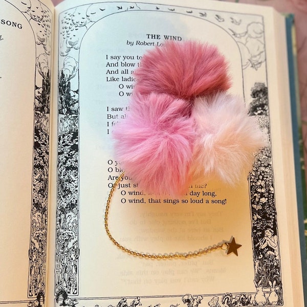 Pom Pom Bookmark, Cute Bookmark Gift, Retro Pompom Bookmark, 70's 80's Hippie Boho Bookmark, Metal Gold Chain Bookmark, Pendant Bookmark