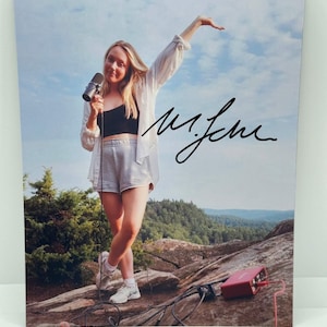 Melissa Lamm Outdoors Signed Autographed Photo Authentic 8x10