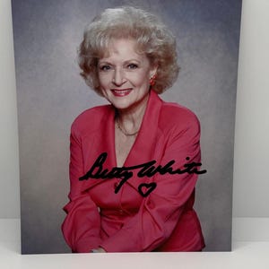 Betty White Rzadka czarna podpisana autografem Zdjęcie autentyczne 8X10 COA