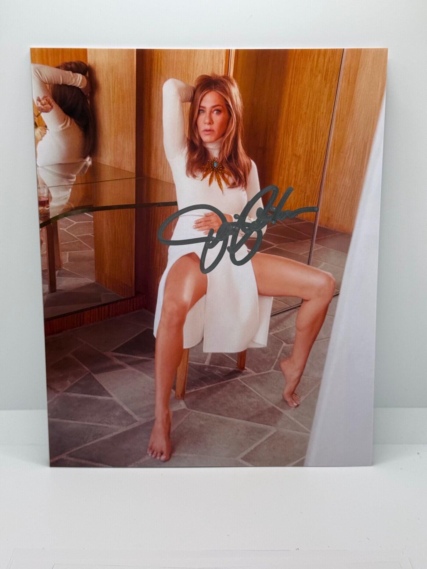 ハリウッド　ジェニファー・アニストン　直筆サイン入り8Ｘ10フォト　証明書付き Jennifer aniston photo - Etsy 日本