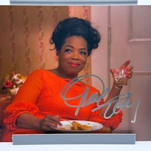 Oprah Winfrey Signed Autographed Photo Authentic 8X10 COA