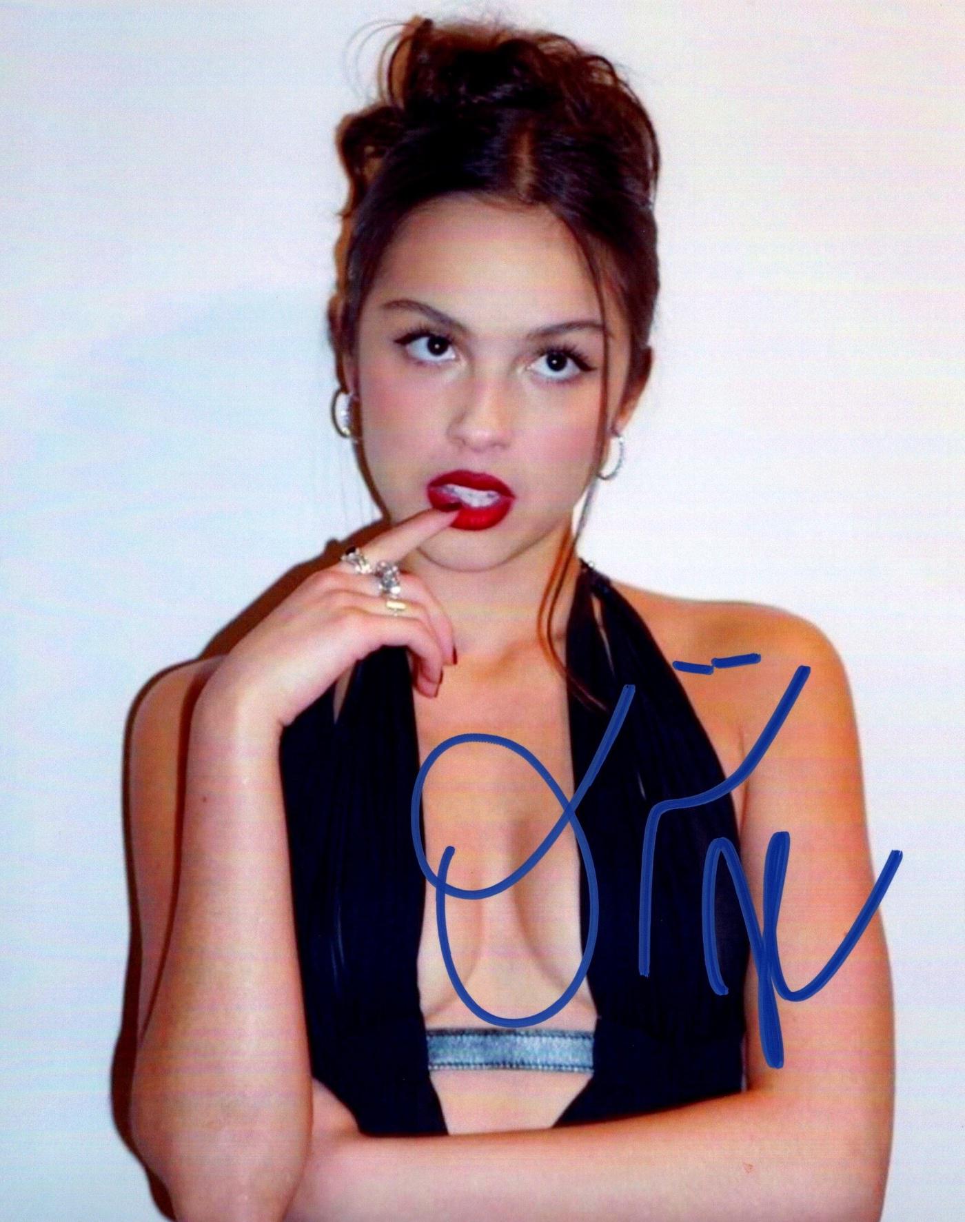 Olivia Rodrigo Signed - Etsy
