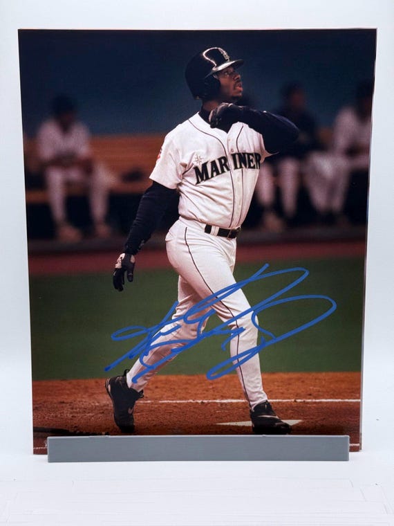 UPPER DECK社】ケン・グリフィーJr. 直筆サイン入り記念写真