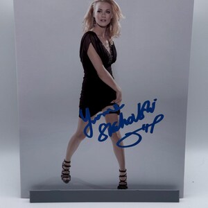 Yvonne Strahovski Sexy Chuck ondertekend gesigneerde foto authentiek 8 x 10 COA