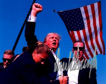 ドナルド・トランプの直筆サインカード（証明書付き） - Etsy 日本