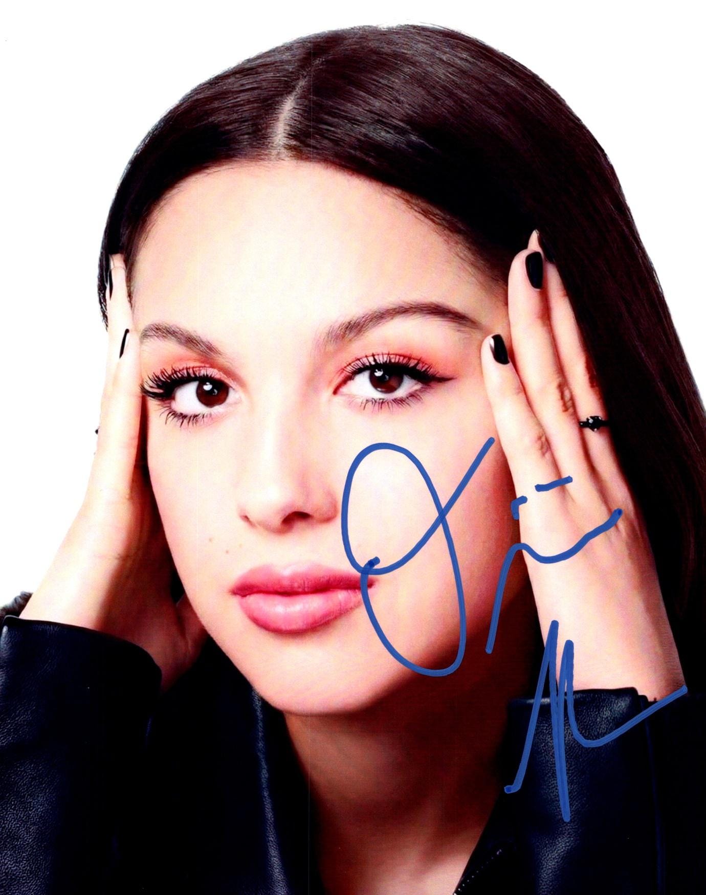 Olivia Rodrigo Autographed - Etsy