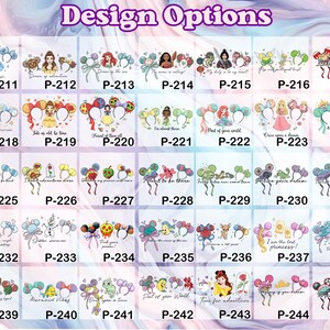 Puede incluir: Una colecci&oacute;n de dise&ntilde;os con personajes de Disney y citas, mostrados sobre fondos blancos. Cada dise&ntilde;o incluye un par de orejas de rat&oacute;n y una cita relacionada. Los dise&ntilde;os est&aacute;n etiquetados con c&oacute;digos como P-211, P-212, etc.