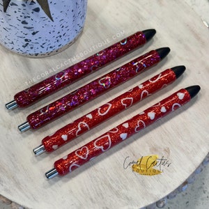 Multi Pink & Red Hearts Glitter Pen