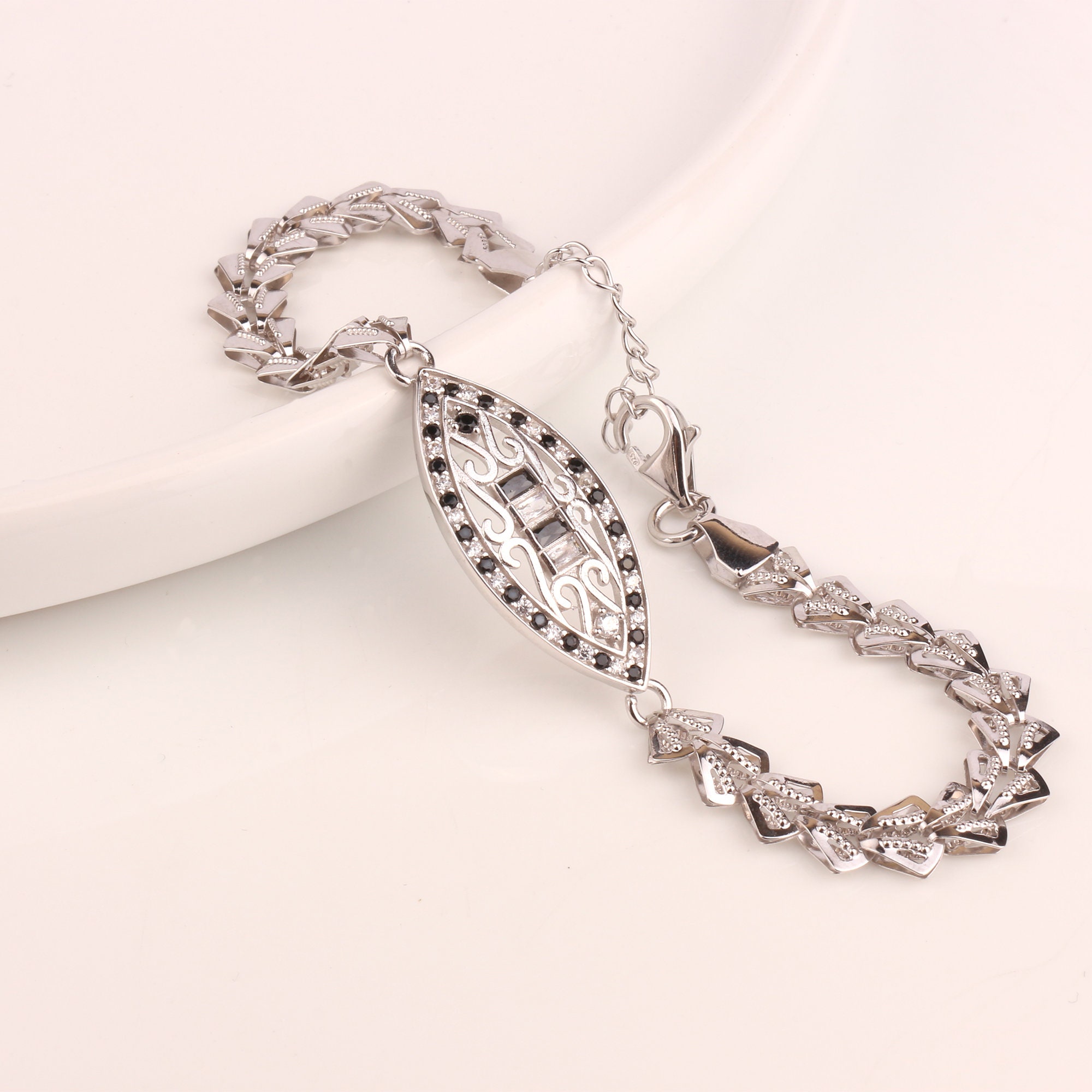 SILVER925 OVAL CHAIN BRACELET/シルバー/ブレスの通販 by よし