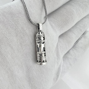 Chain Necklace,Jewish Jewelry,Spiritual Necklace,Handmade Jewish Necklace ,Life Symbol Jewelry,Silver Chain Pendant,Hebrew necklace