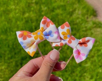 Marcapáginas con lazo floral hecho a mano, pinza de tela de algodón