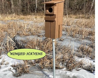 Plano de casa de pato de madera montada en postes, patrón de descarga digital de bricolaje de Winged Havens