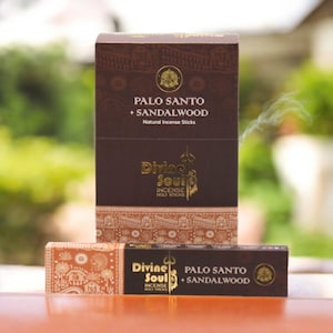 Palo Santo & Sandalwood -Divine Soul Collection