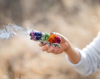Smudge & Crystal Cleansing Bundle - Chakra Sage, Selenite