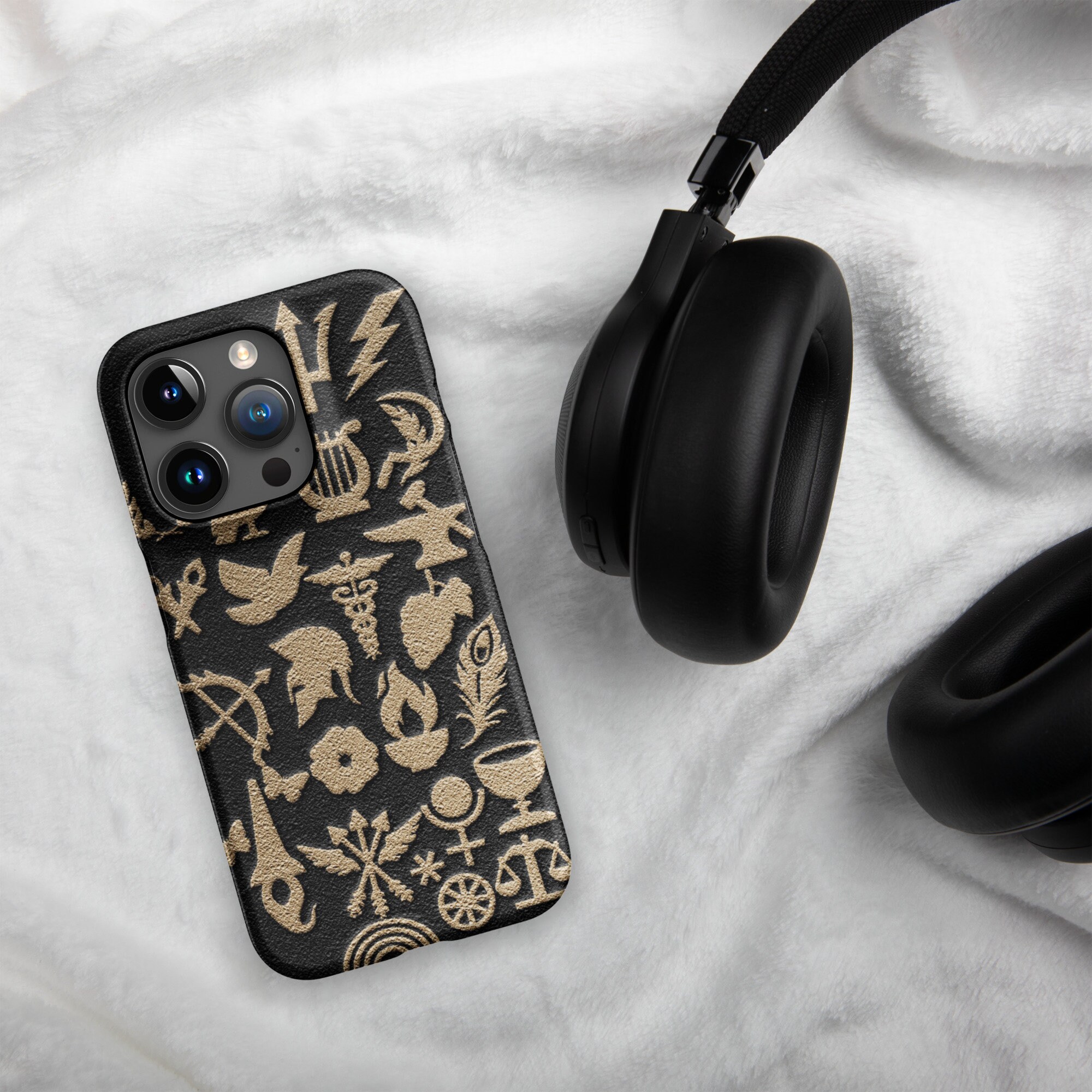 Apple - Coque en tissage fin avec MagSafe pour iPhone 15 Pro Max Noir -  Autres accessoires smartphone - Rue du Commerce
